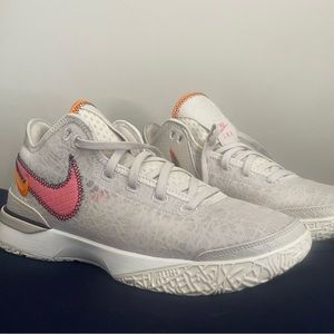 Nike LeBron NXXT Gen Orewood Brown DR8784-100 Mens Size 10 Basketball Shoes